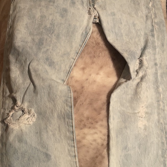 ✨bleached denim Levi’s jeans✨ - Picture 5 of 8